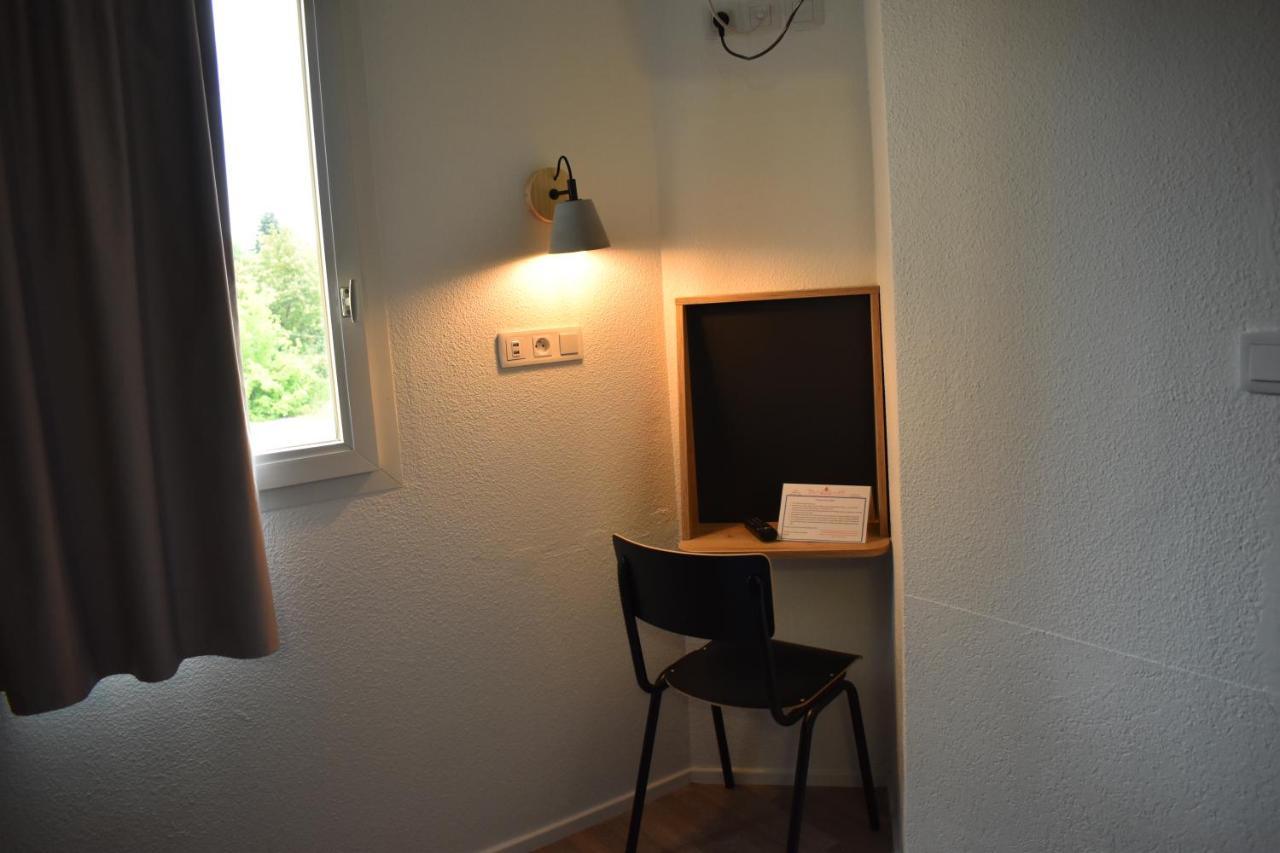 Cat'Hotel Bourg-de-Péage Zewnętrze zdjęcie